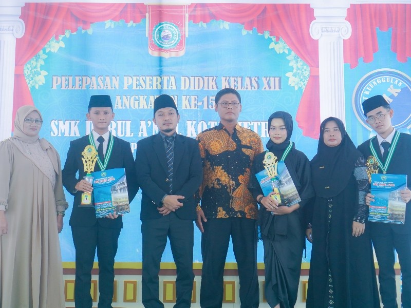 SMK Darul Amal Gelar Acara Perpisahan Kelas XII Tahun Pelajaran 2023/2024