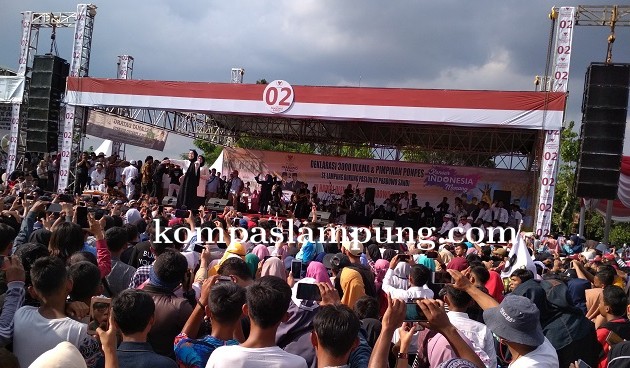 Ribuan Pendukung Prabowo Hadiri Konser Sabyan Gambus Indonesia Menang 