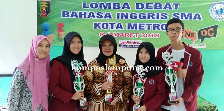 Luar Biasa!! SMAN 1 Metro Boyong Empat Medali Emas dan Dua Perak di O2SN