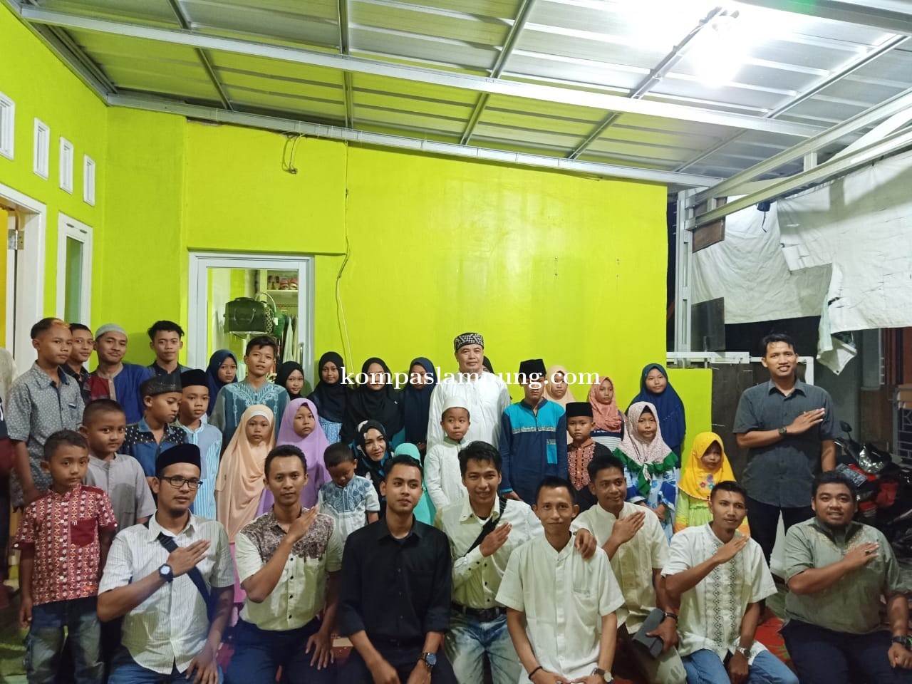 Di Akhir Ramadhan, TDA Metro Santuni Anak Yatim Dan Dhuafa