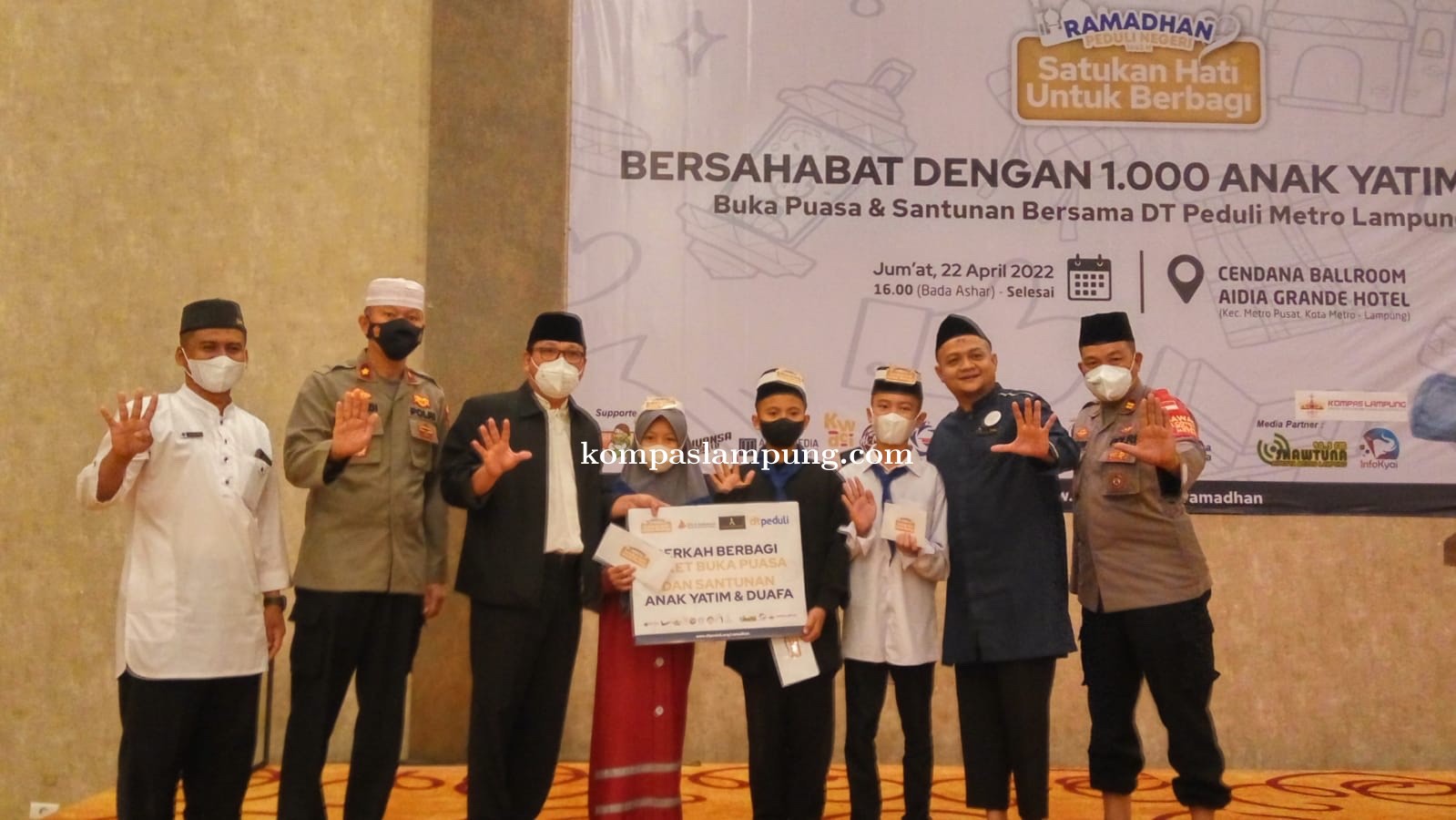DT Peduli dan IDeA Indonesia Gelar Acara Buka Bersama dan Santunan 1.000 Anak Yatim dan Dhuafa