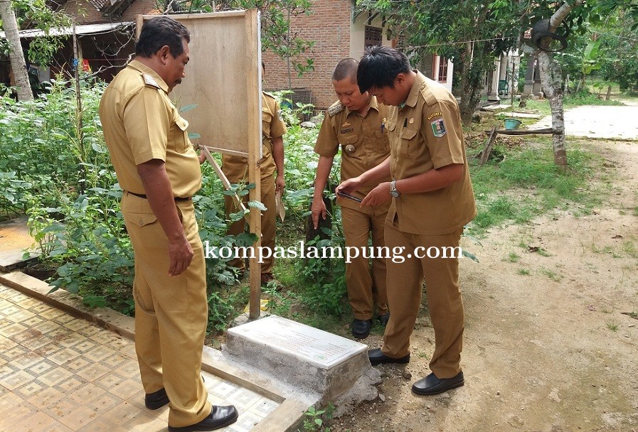 Dinas PMD Lamtim Gelar Monitoring  Sumur Bor Di Desa Sumberejo