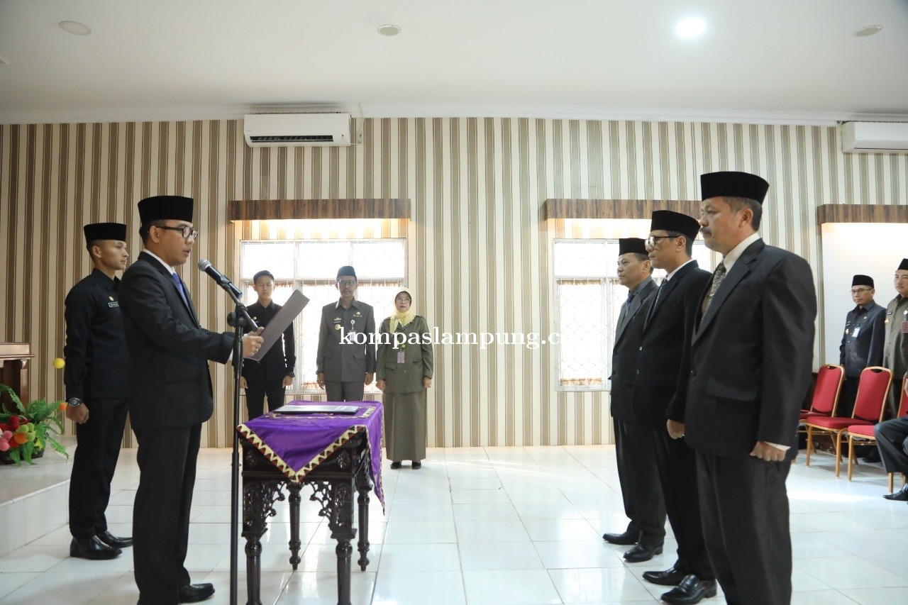 Bupati Raden Adipati Surya Lantik Tiga Pejabat Struktural Di Lingkungan Pemerintah Kabupaten Way Kan