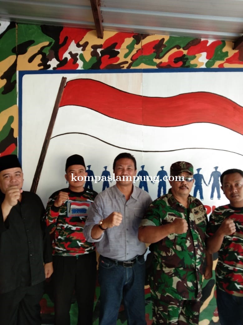 Memperingati HUT Kota Metro Ke 82, Laskar Merah Putih Metro Unjuk Kesenian Debus