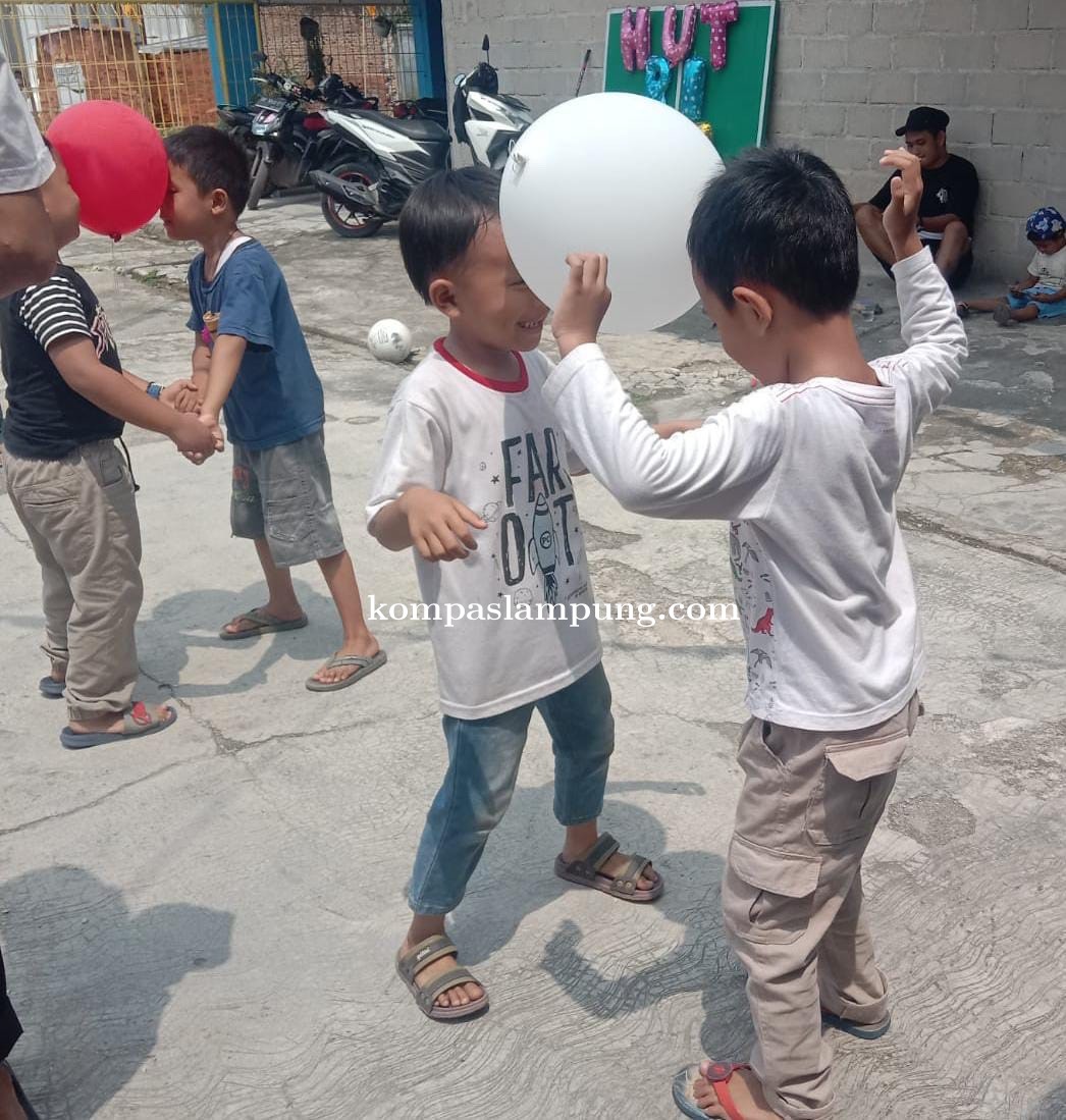 Meriahkan HUT RI ke 77, Warga Jalan Wanabakti 1 Adakan Bermacam Perlombaan