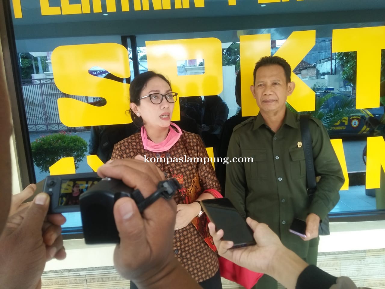 Tak Terima Dituduh Korupsi, Kepsek SMA N 4 Metro Laporkan Oknum Media Ke Polisi