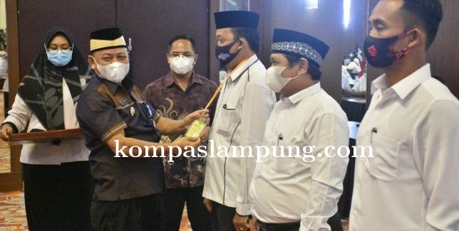 Bupati Lamtim  Dawam Rahardjo Hadiri Acara Bimbingan Teknis Bagi Aperatur Desa