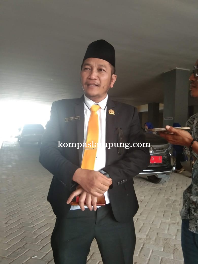 Keluhkan Dari Masyarakat Di Kabupaten Mesuji Terkait Lamban Nya Pihak PLN  Dalam Mengeluarkan KWH 