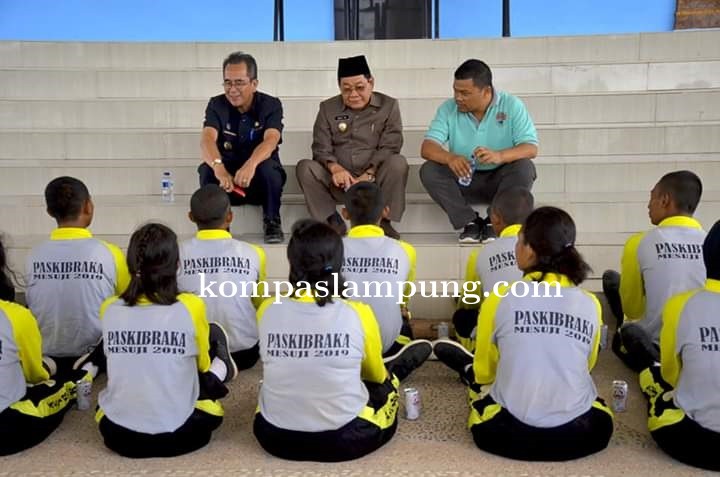 H-1 Plt Bupati Mesuji H. Saply TH Pantau Kesiapan Anggota Paskibra