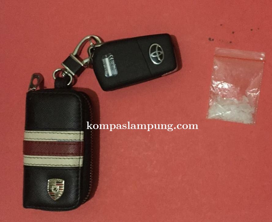 Supir Pribadi Kepala Dinas Pekerjaan Umum Andi Nugraha, diamankan Oleh Satuan Narkoba Polres  Mesuji