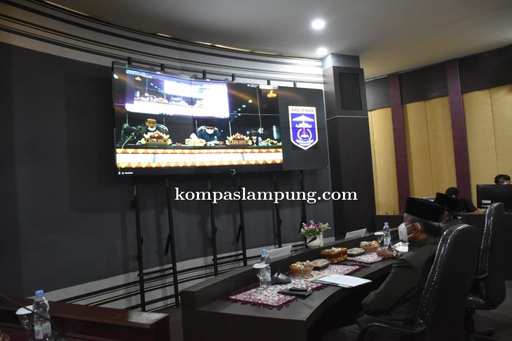 Rapat Paripurna DPRD Kota Metro Melalui Via Video Conference