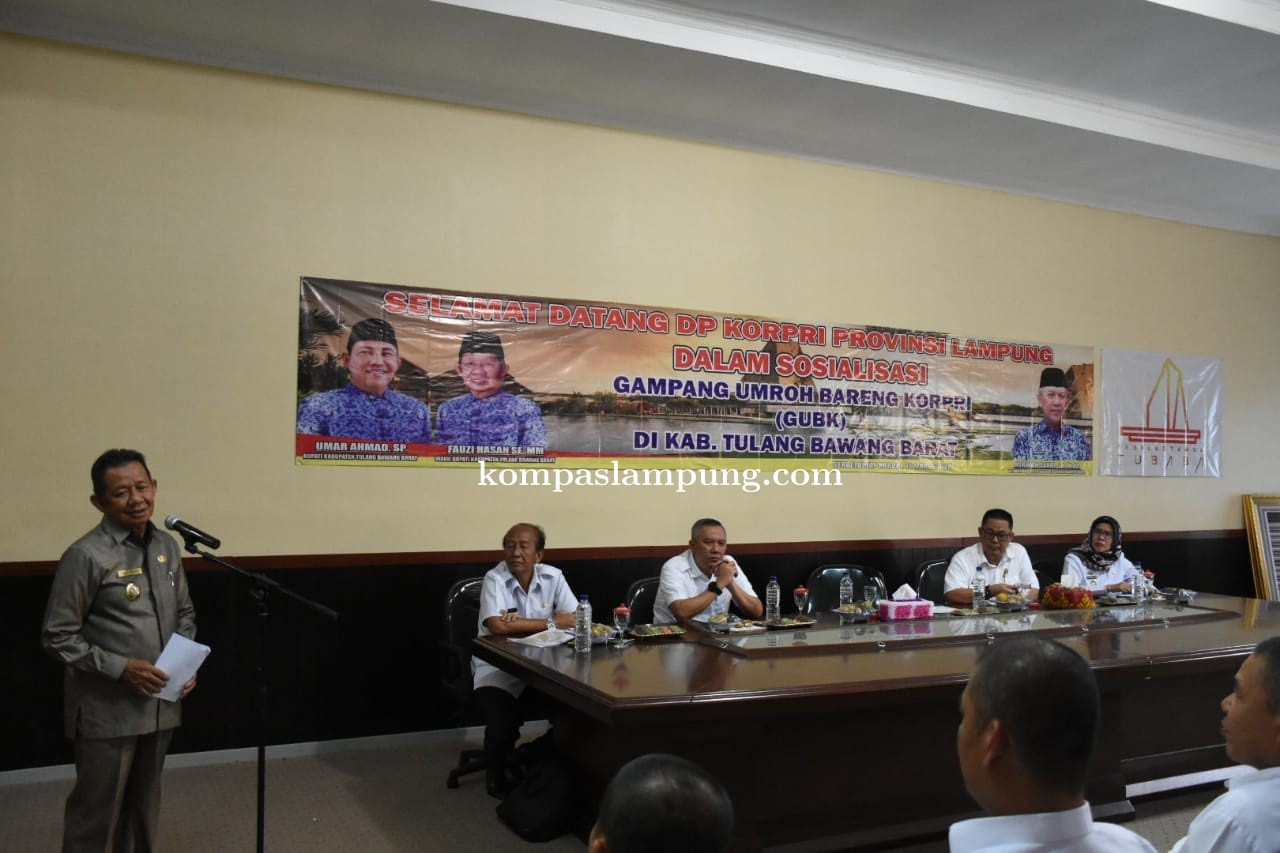 Wakil Bupati Tubaba  Fauzi Hasan Membuka Sosialisasi Gampang Umroh Bareng Korpri 