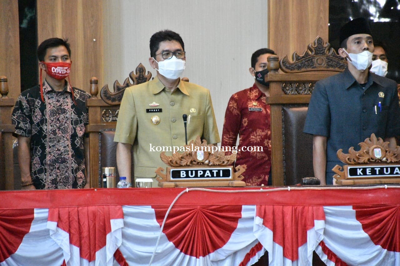 Pjs.Bupati Lamtim Fredy Sampaiakan RAPBD Tahun 2021 Kab Lamtim