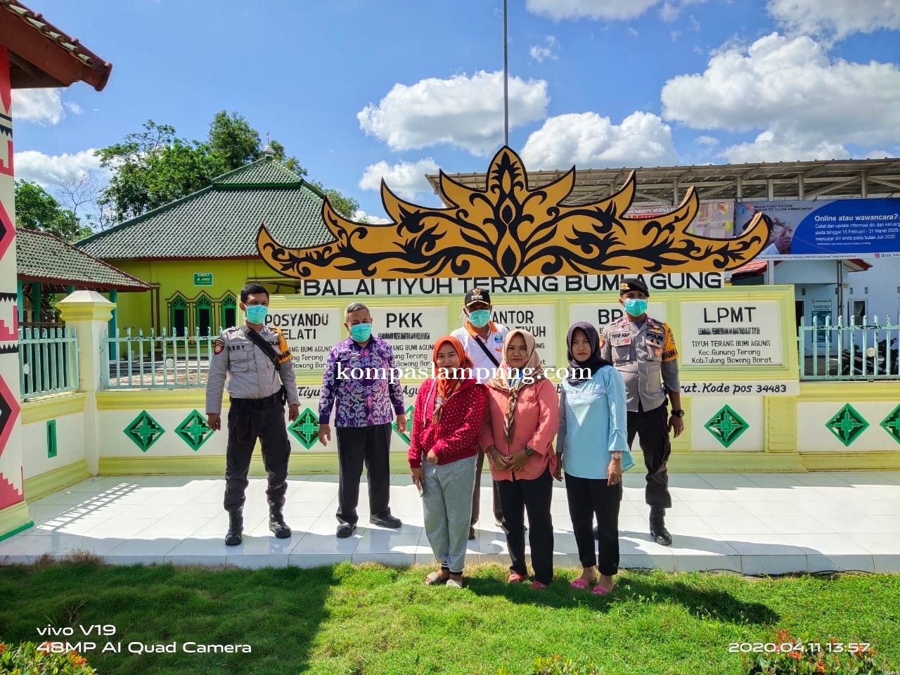 Sekertariat Gugus Tugas COVID-19 Gunung Terang Lakukan Sosialisas Dengan Pengeras Suara Keliling 