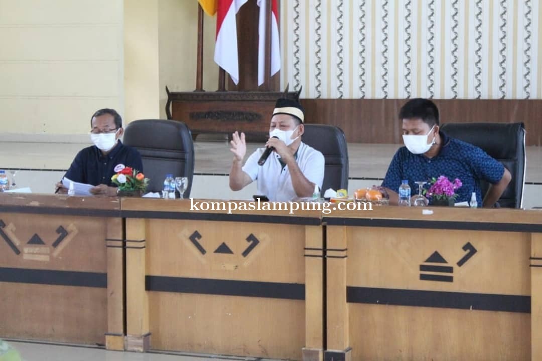 Bupati lamtim Gelar Rapat Dalam Rangka Membuat Strategi Antisipasi Melonjaknya Covid-19