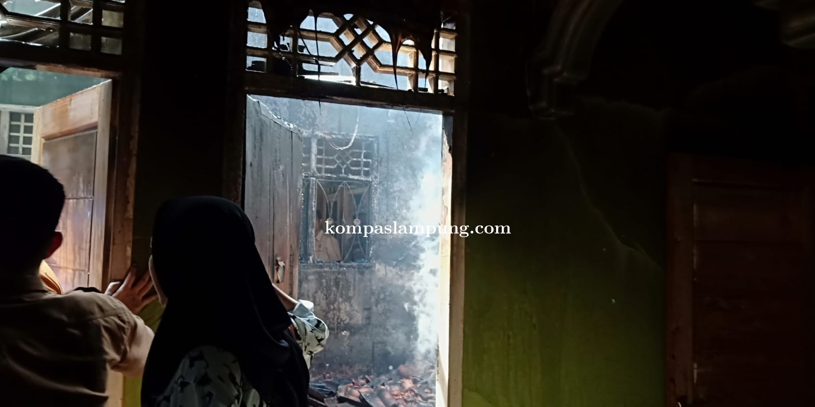 Rumah Ditinggal Pemiliknya Kerja  Ludes Di Lalap Si Jago Merah