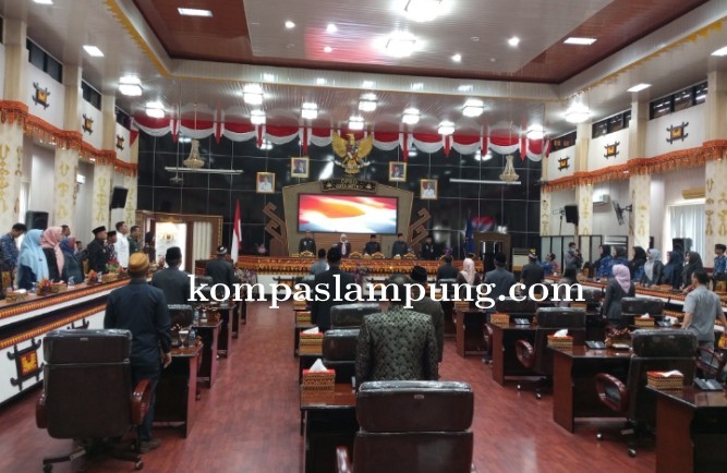 DPRD Metro Gelar Paripurna Pembahasan Pandangan Fraksi Terhadap Penyampaian LKPJ Walikota 2024