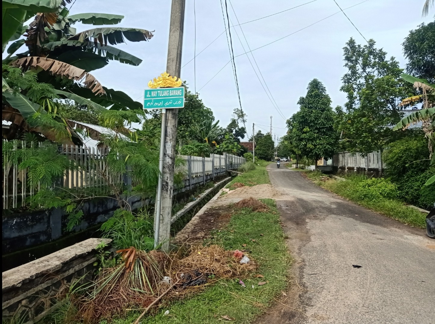 Diduga Ada Proyek Siluman Tanpa Papan Nama di Jalan Tulang Bawang Kelurahan Yosorejo