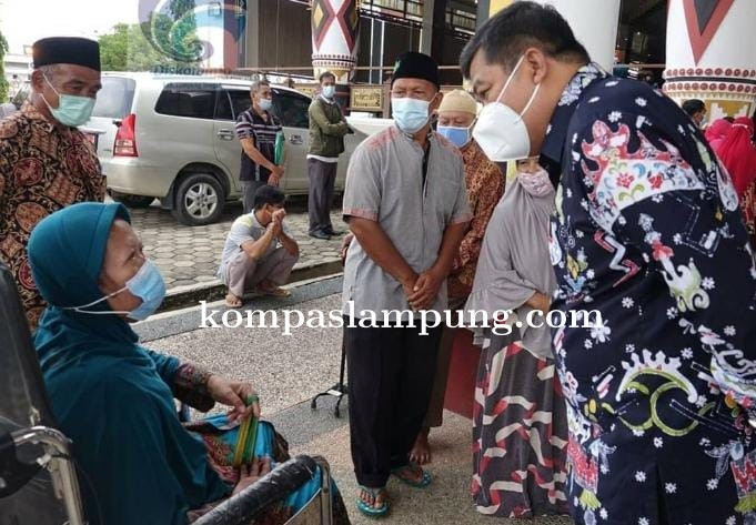 Bupati Lampung Tengah Tinjau langsung Giat Vaksinasi Di nuwo Balak 