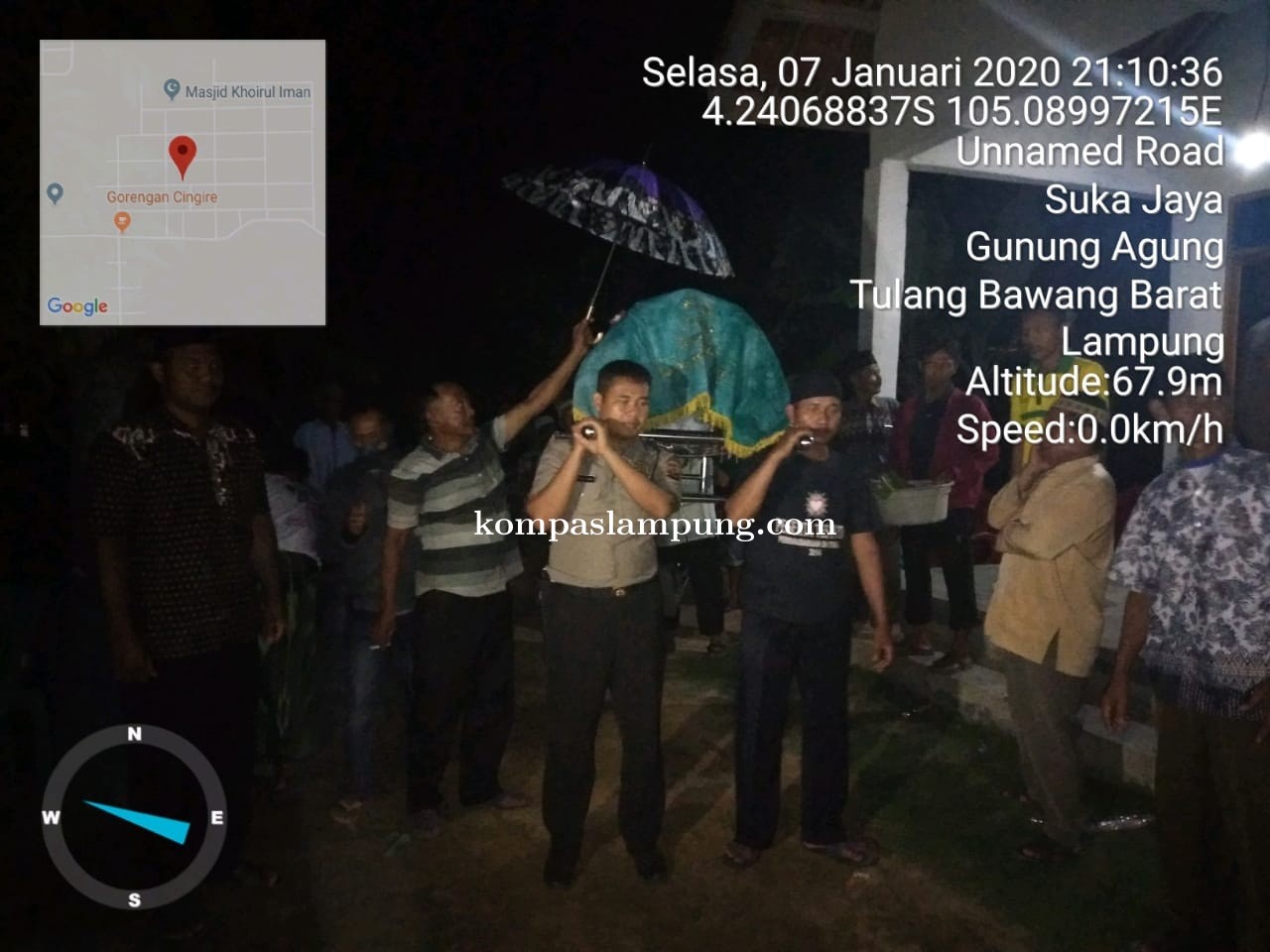 Suami Antar Almarhumah ke Peristirahatan Terakhir
