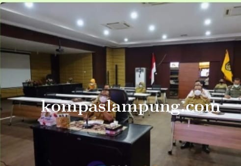 Bupati Lamteng Hadiri Rapat Konsolidasi Penanganan Covid-19 Kabupaten/Kota Se-Lampung  